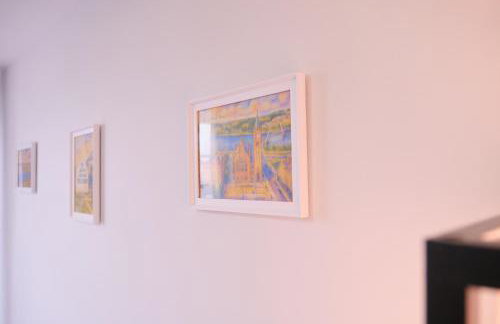 2BR City Centre Apartment By Travel Lets Short Term Rental Agency Derry With Free WiFi - Foto 42