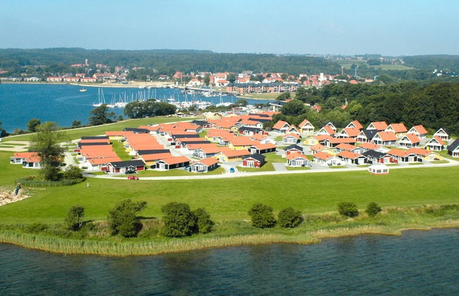 8 Person Holiday Home on a Holiday Park in Grasten - Photo 20