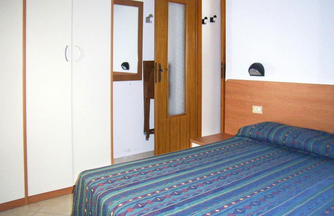 Holiday Flat in Pretty Residence With Communal Pool in Pietra Ligure - Foto 6