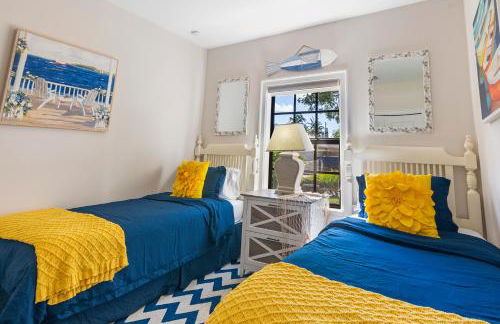 Spanish 4BR Compound w Casita & Private Yard - Foto 17