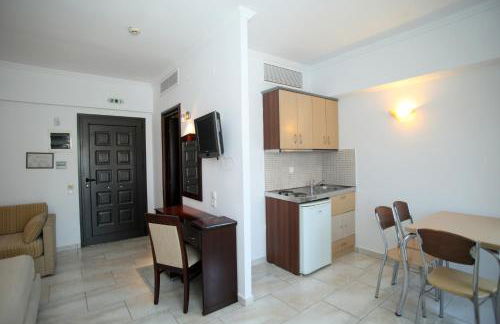 Naias Beach Hotel - Foto 65