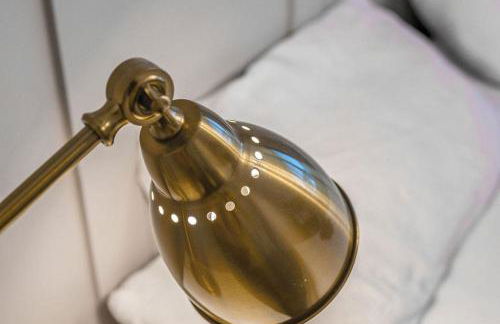 West Lothian 5 Beds + car space - Photo 5