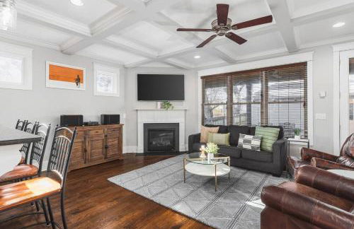 Walk to Broadway & Germantown Large House with Patio - Foto 7