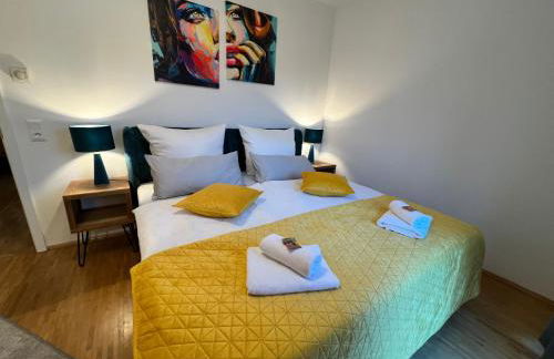 Modernes Apartment mit Balkon und Parkplatz Zentrum - Foto 1