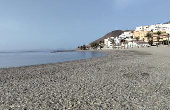 Castell Beach - Sea front - parking - swimming pool - Foto 20