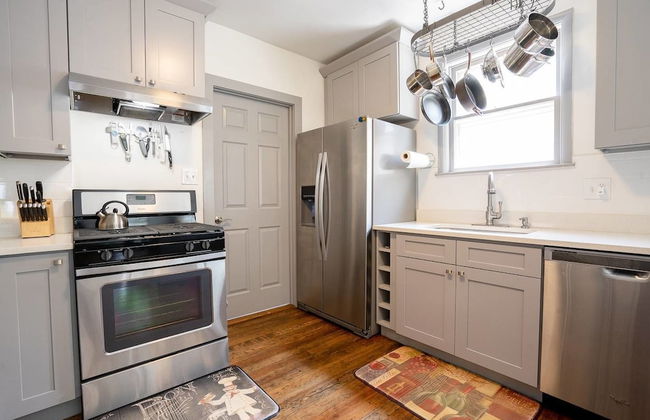 The Grand Berkley Experience near Tennyson Street - Photo 12