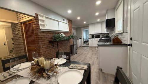 Newly Renovated Gem Fenced Backyard 2 Full Baths - Foto 1