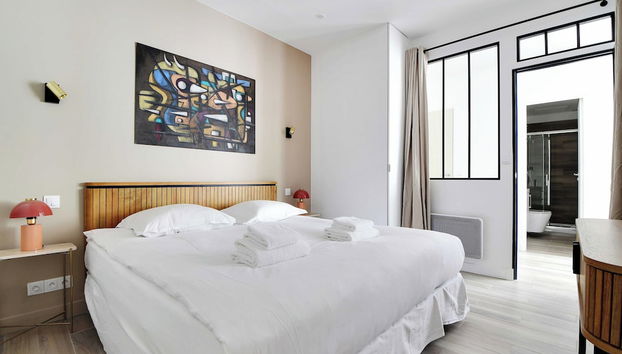 Charming Aptt With Patio - 2bd/4p - Monceau Park - Foto 3, Habitación