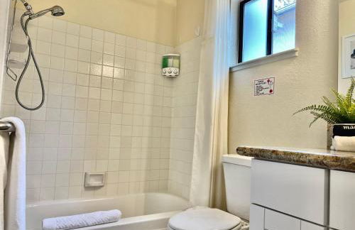 DT Reno - 4BR Home with Patio, BBQ Grill, Games Room - Foto 35