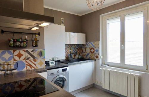 Appartement Cosy avec Balnéo - Tout à pied - Foto 18