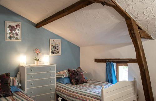 Lavender House - Traditional & charming stone home - Foto 19