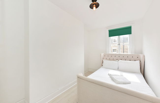 Bond Street Apartments - Photo 5