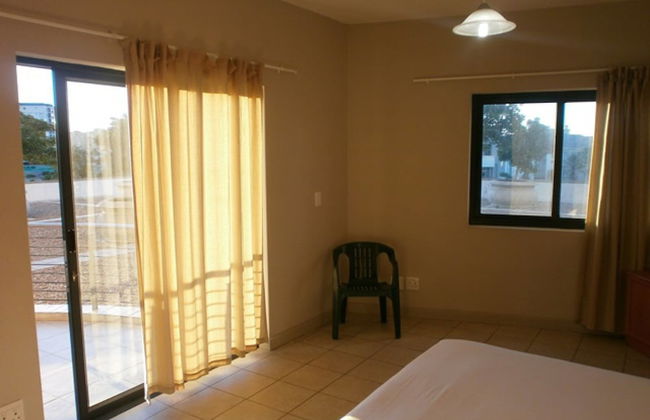 Knightsbridge 105 - Apartment - Photo 3