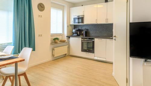 High-quality apartments near Residence - parking space - Foto 3