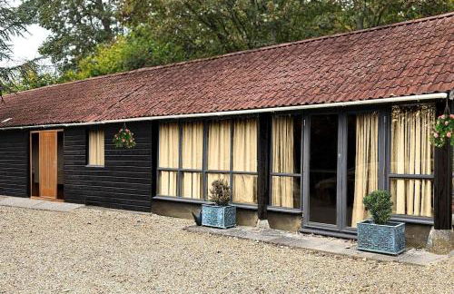 The Old Stables - Self Contained Cottage - Hot Tub and Pool - Foto 27
