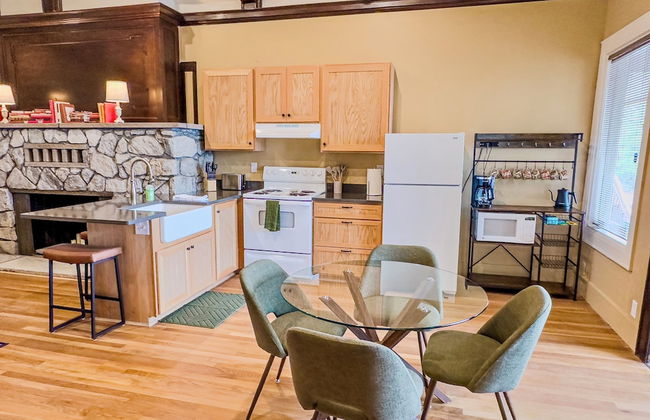 Peach Street Inn by WanderLodges - Photo 23