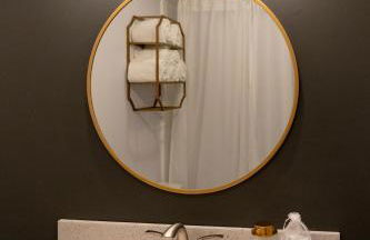 Styled, cozy residential retreat near town center - Foto 19