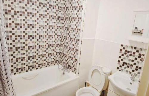 2 Bedroom Flat near Heathrow airport - Foto 8