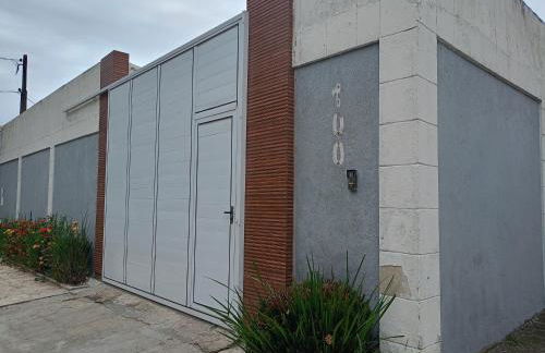 Casa Guarujá Esquina com Beira mar com Piscina grande na Enseada Pé na areia 50 metros - Foto 7