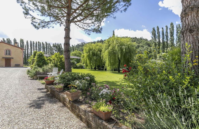 Tuscany's Hidden Garden Escape - Foto 35