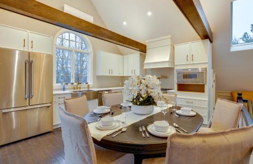 Easy Coast Access! Elevated Marthas Vineyard Stay - Foto 7