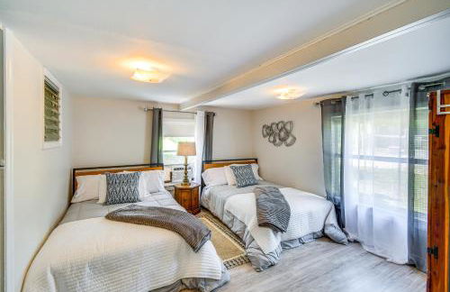 Pet-Friendly Fort McCoy Cabin with Fire Pit! - Foto 16