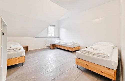 Tolstov Apartments - 3 and 4 Room Monteur Apartments - Photo 15