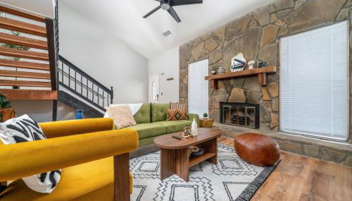 Heritage Haus - Luxe 2BR w Deck, Pets OK, Wi-fi, Near Marietta Sq - Foto 2