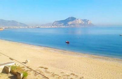 Casa vacanze Rosalinda House di fronte al mare di Palermo - Foto 44