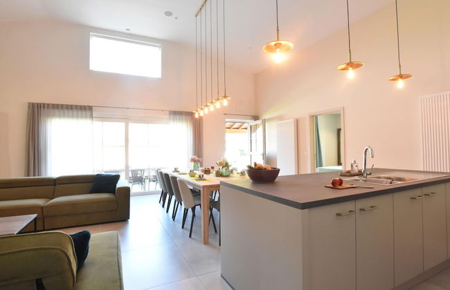 Tasteful Holiday Home in Sijsele-brugge With Garden - Photo 5