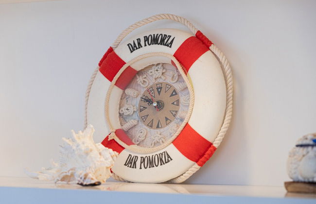 Sailor Apartment by Renters Prestige - Photo 57