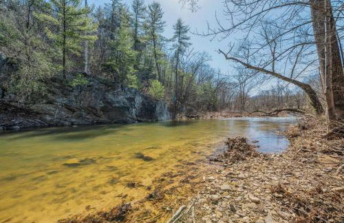 Mariposa Moon Cottage at Sleepy Creek - Wifi, Deck, Fire Pit, Creekside, View - Photo 88