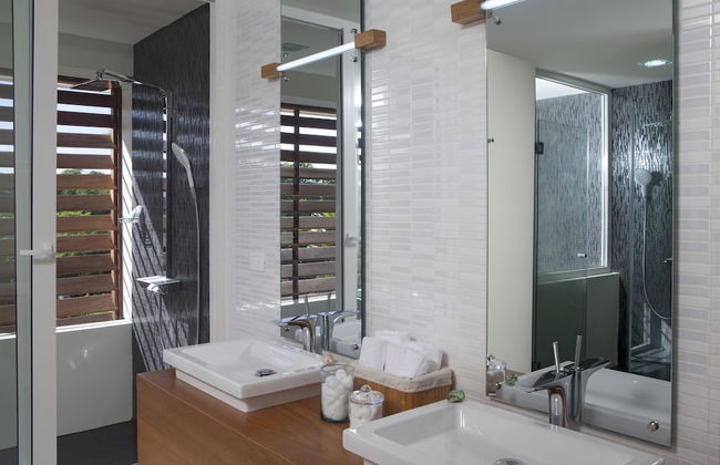 Ultravioleta Boutique Residences - Photo 32