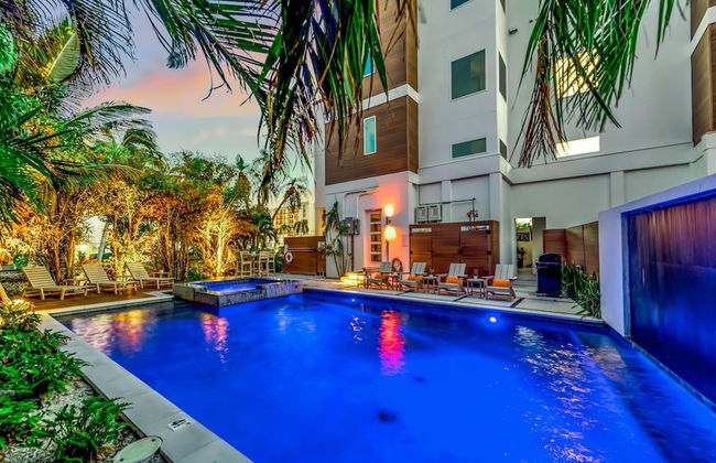 The Upper Deck in Siesta Key - Foto 8