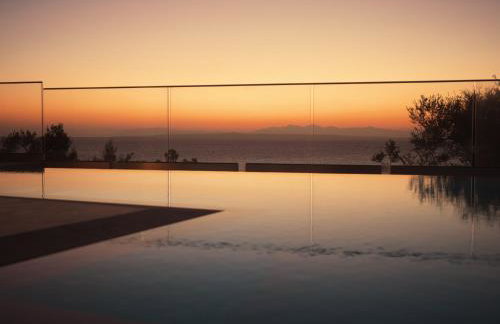 Uparati villa - Hilltop Sea View Retreat by the beach - Foto 19