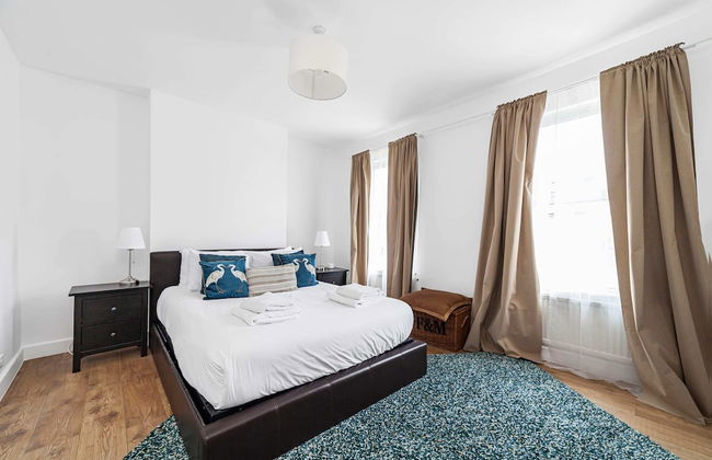 Modern Victorian Home With Secret Garden - Foto 9