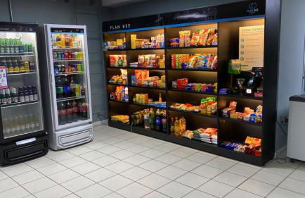 Mountain, lake and pool view apartment - Foto 17