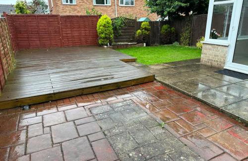 Tennyson House - Cul De Sac 3 Bedroom House for Families, Business Travellers, Contractors, Free Parking & Wifi, Nice Garden, fully furnished - Foto 12