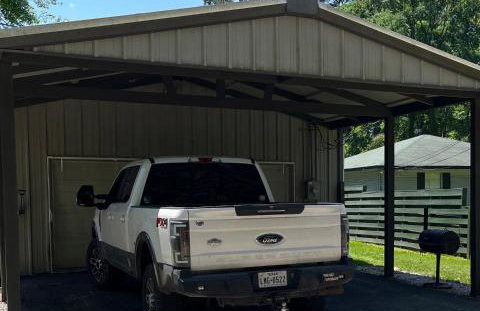 Cozy Barn with Pool Access & Near Lake Conroe - Foto 26