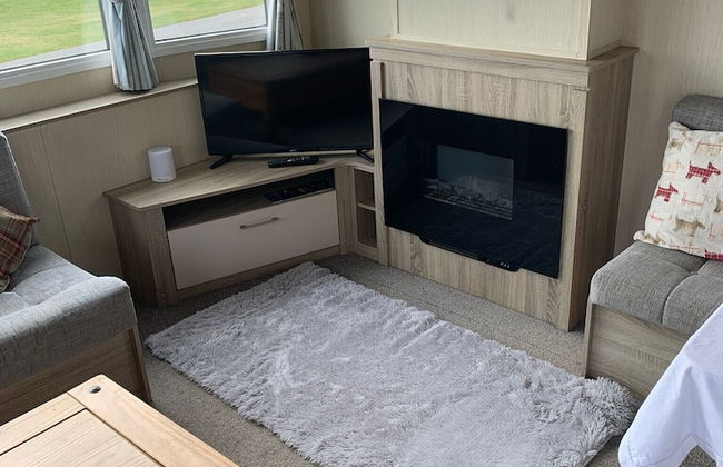 Seaside Retreat - Golspie Cabin - Photo 6