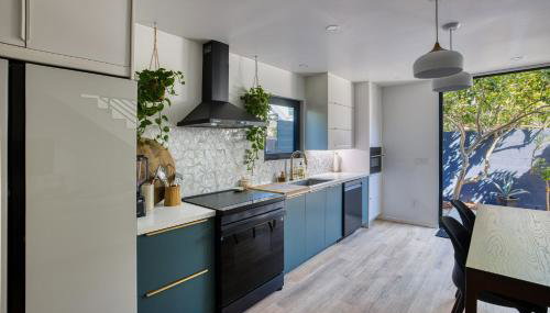 Brand-New MCM Guesthouse in West Los Angeles - Photo 5