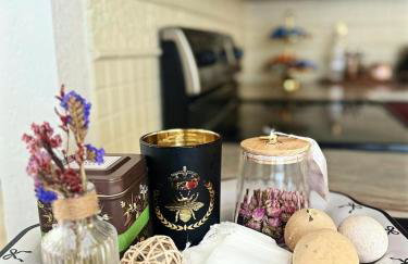 The Perfumers House Hot Tub Near St Pete Beach - Photo 31