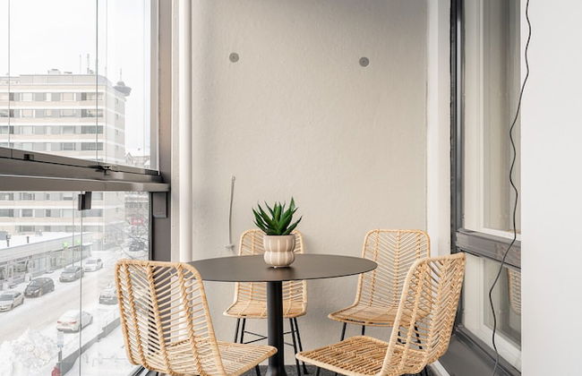 New 2BR Apt with Balcony, Sauna & Great Location - Foto 14