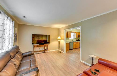 Walk to Restaurants Bluffton Retreat with Patio - Photo 4