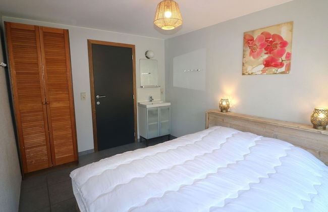 Holiday Home in Ardennes With Sauna & Nature - Photo 6