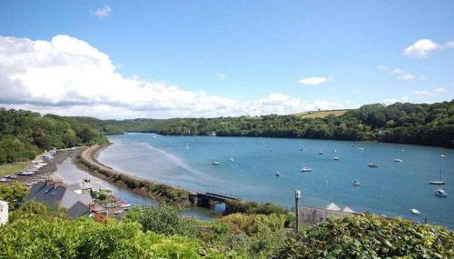 Stunning River Views, Tranquil Split-Level House, Private Garden & Parking - Foto 4