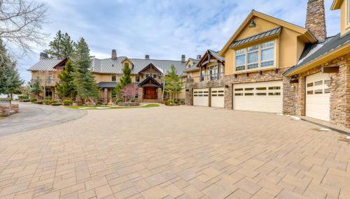 Hot Tub and Views Luxe Mountain Escape in Yucaipa - Foto 1