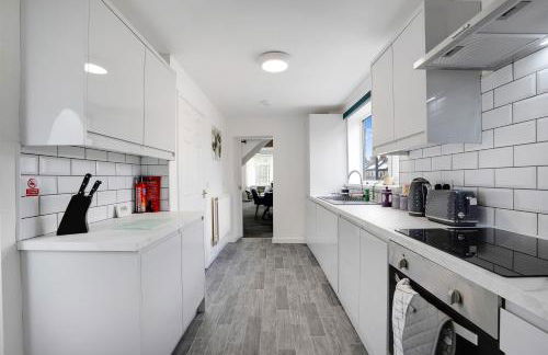 NEW! 3 Bedroom Home in Sunderland by Stay With Us, Perfect for Families & Contractors, FREE WiFi!! - Foto 28