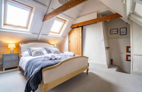 Knyvetts sleeps 6, 3 double beds, pretty garden - Foto 38