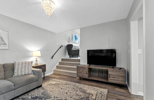 Hillside Cottage- Great Vacation Rental with Private Pool - Foto 14